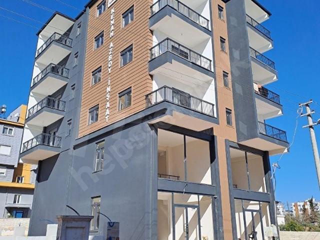 TRAMVAY DİBİNDE KREDİYE UYG1+1 70M2ASANSÖRLÜ SATILIK GENİŞ DAİRE