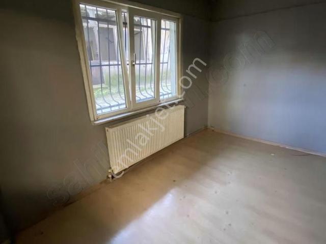 Aybeniz Sokakda Kiralık Bahçe Katı