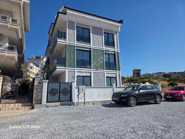 Aydın Didim Hisar Mahallesinde Satılık Deniz Manzaralı Ayrı Mutfak Daire