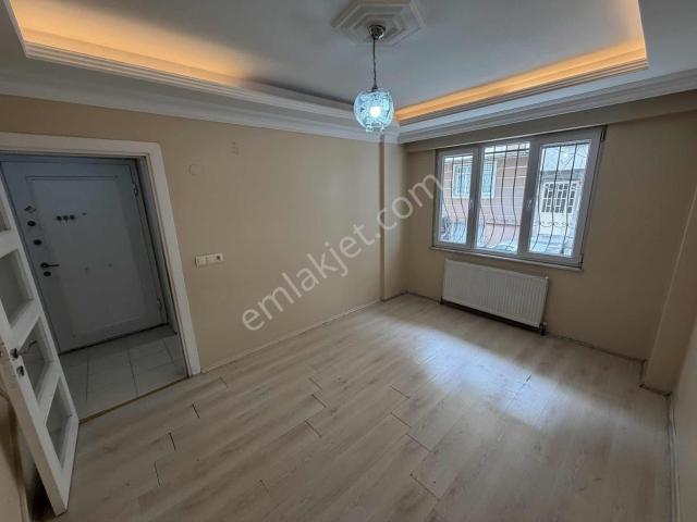 Aydın İnş. 1.cebeci Cad. Komşu 2+1 90m2 Yüksek Giriş Daire