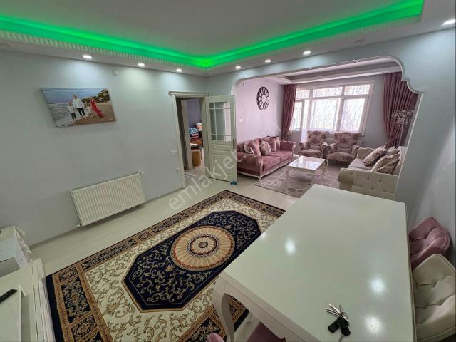 Aydın İnş.cebeci Mh 2+1110m2 2.kat Eşyalı Daire