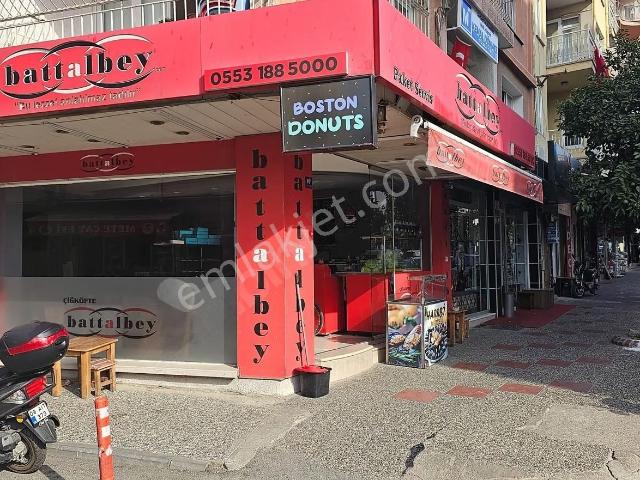 Aydın Köprülü Mah. Satılık Kiracılı Köşe Dükkan