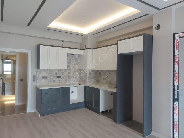 Aydın Kuşadası Site İçerisinde Satılık 3+1 Daire