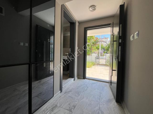 Aydın Kuşadası Soğucakta Villa! Her Katta Denizin Tadını Çıkarın