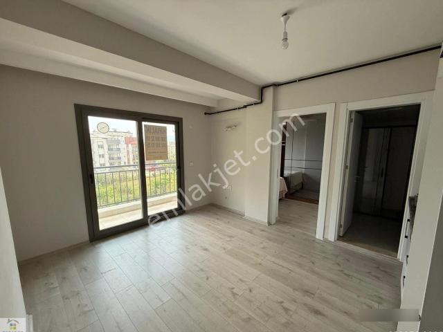 Aydın Nazilli İsabeyli Mahallesinde Doğalgazlı Kiralık 1+1 Daire