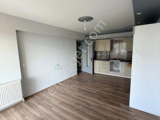 Aydın Nazilli Yeşilmahalle Aqua City'de Kiralık Doğalgazlı 2+1 Daire