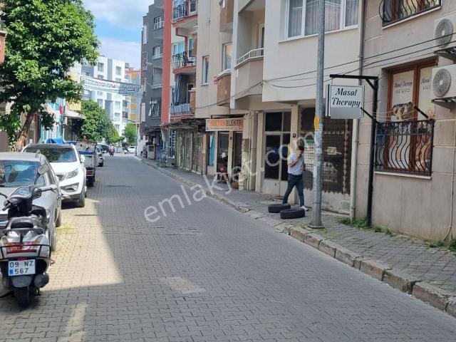 Aydın Nazilli Yöntem Melaktan Turan Mahallesinde Çarşıya Yakın Eşyasız 1+1 Ofis&mesken