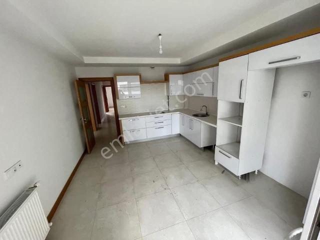 Aydın Nazilli Zafer Mahallesi'nde Satılık Daire Net 200m2
