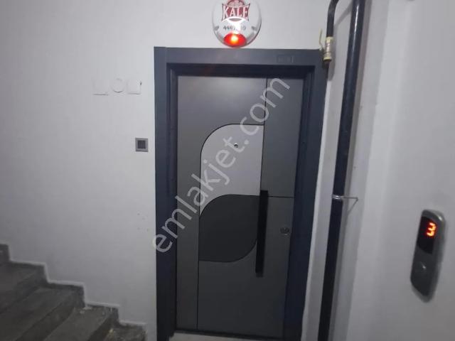 Aydın Söke İstasyon Caddesi Üzerinde Satılık İş Yeri/daire