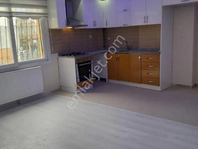 Aydın'dan İhsaniye Mahallesinde 2+1 Fırsat Kiralık Daire