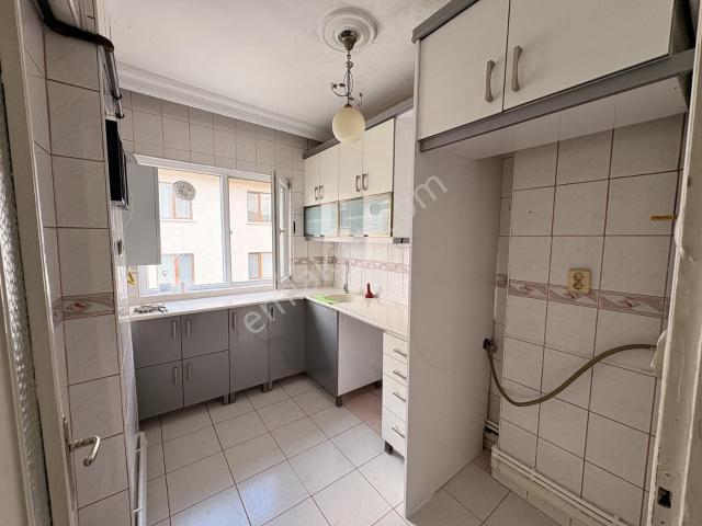 Aydınlıkevler, Samsun Yolu Üzeri, 3. Kat, Kiralık Daire!
