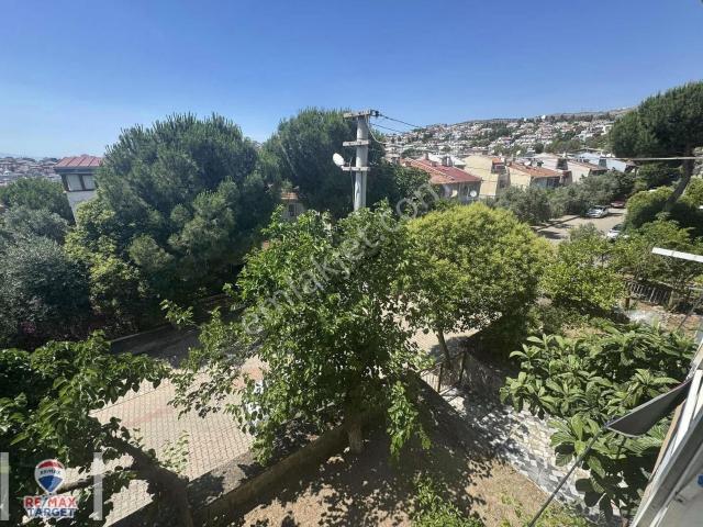 Aydınlıkevler'de Kiralık Bahçeli 3+1 Daire
