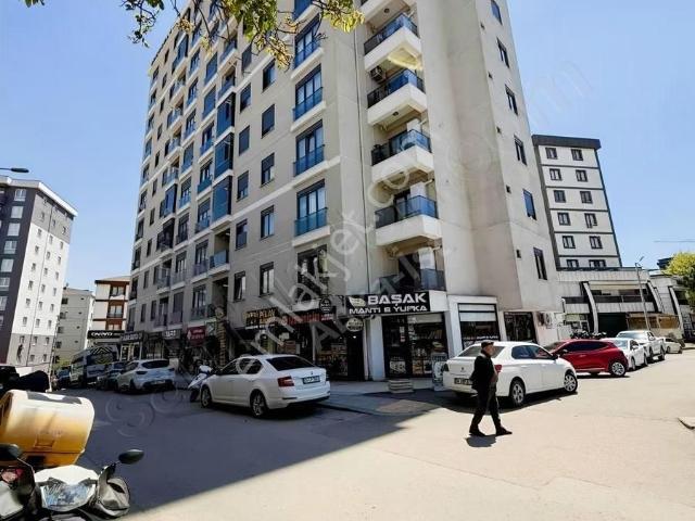 Aydınlı Merkez'de Kiralık 2+1 Daire 85m², Kapalı Otoparklı
