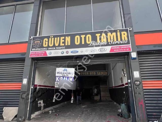Aydınlarda Kiralık Fırsat Cadde Üstü Dükkan 180 M2