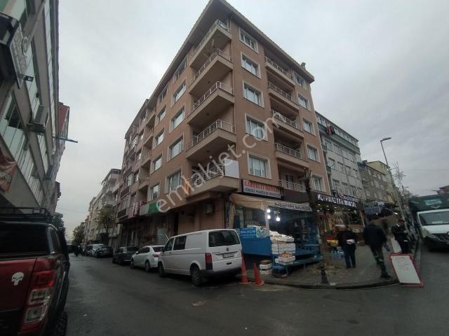 Aydıntepe E5 E Ve Marmaraya Çok Yakın Ara Kat 2+1 Kiralık Daire