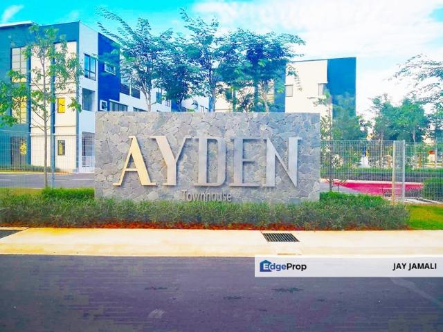 Ayden Townhouse Warisan Puteri