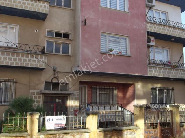Aydın Nazilli Yöntem Emlaktan Aydoğdu Mahallesinde Satılık Yarı Bodrum 3+1 Daire