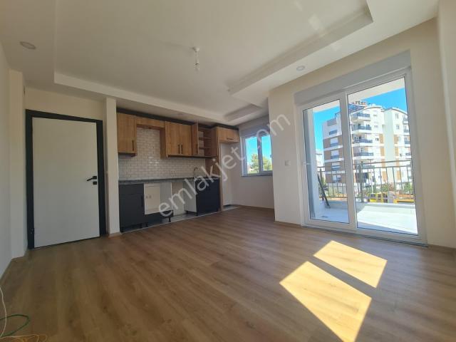 Aydoğmuş Mah.sıfır 1.kat 1+1 70 M2 Asansörlü Satılık Daire