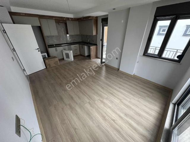Aydoğmuş Mahallesi Tramvaya Yakın Lüx Sıfır 2+1 Satılık Daire