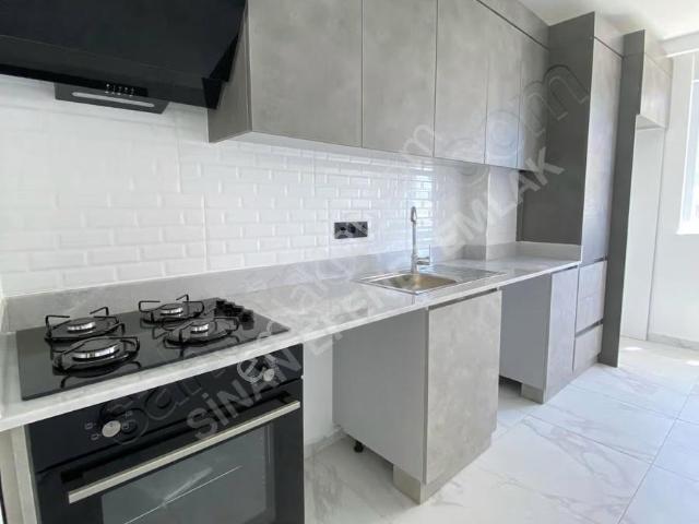 Aydoğmuş Tramvay Yanı Sıfır 2+1 Daire 85m² Net