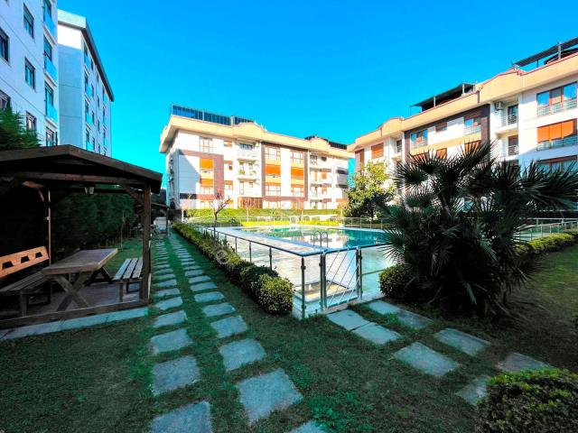 Aydoğan Park Sitesi'nde 3.kat Yabancı Satışına Uygun Satılık 3+2