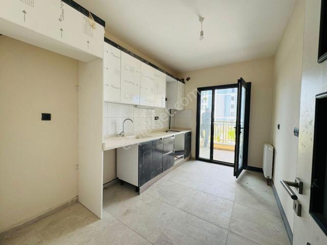 Aydoğdu Mahallesinde Tokide 3+1 Kiralık Sıfır Daire