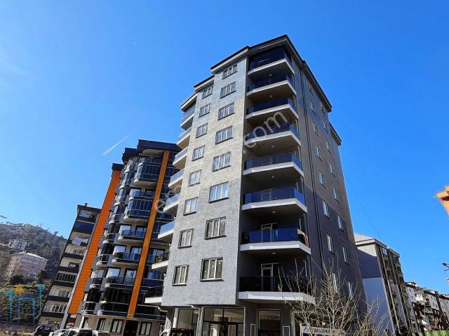 Çayeli Merkezde Satılık 2+1 Sıfır Daire