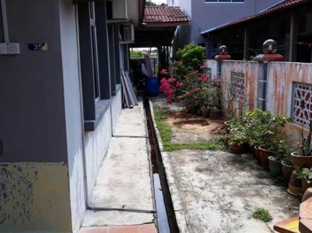 ayer molek semi d [freehold]