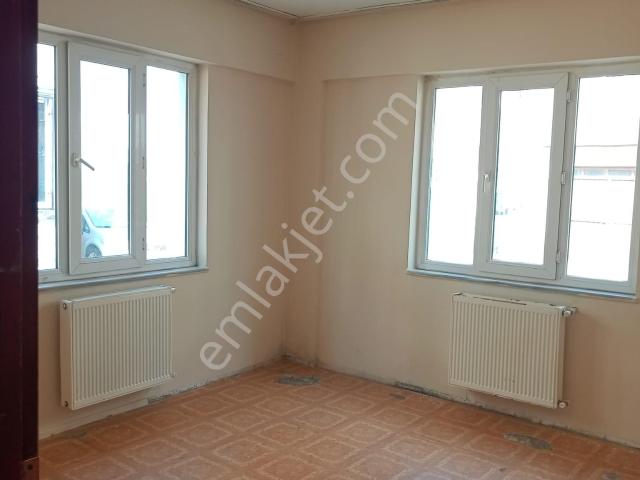aygül'den Bursa İnegöl Mesudiye Mah 70m2 2+1 20yıllık Girişkat Kat İrtifaklı Satılık Daire