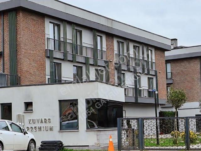 Ayhan Hepdiker Den Kuvars Premium Sitesinde Bahçe Katı 3+1 Daire