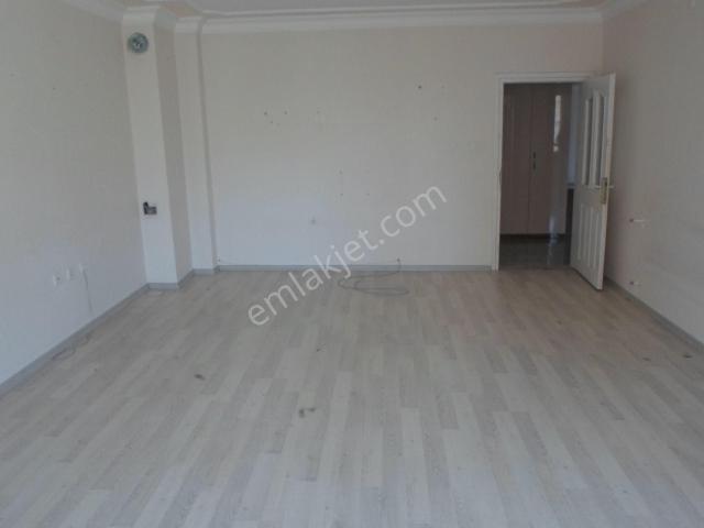 Aylık Mezitli Mükemmel Lokasyon Geniş 3+1 Kiralık Daire.
