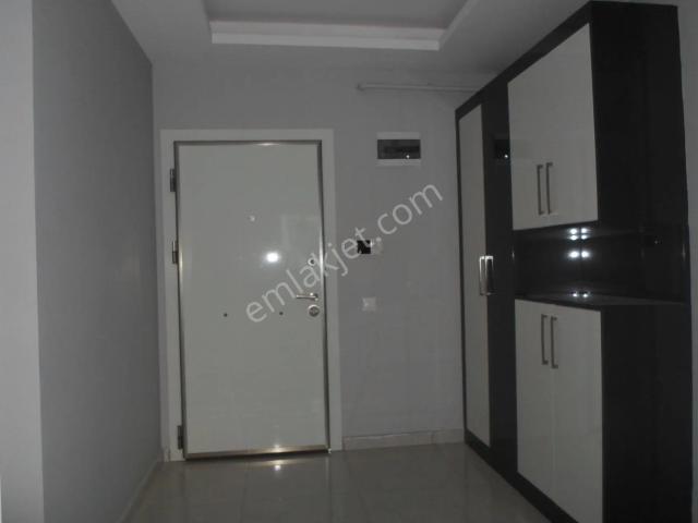 Aylık ! Mezitli Merkez Site Jenertr 2 Banyo Salon Ayrı Geniş 2+1.