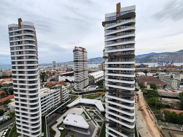 AYLİN BERENT'TEN EVORA İZMİR'DE FULL DENİZ MANZARALI DAİRE