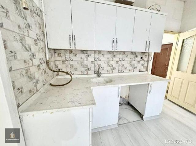 AYR GAYRİMENKULDEN BAHÇELİEVLER MAHALLESİNDE 2+1 İÇİ FUL YAPILI BAHÇE KATI FIRSAT DAİRE