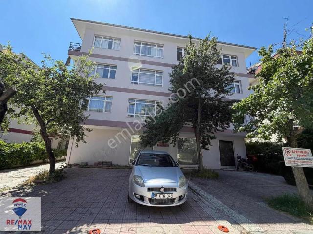 Ayrancı Cinnah Caddesine Yakın Boş Kiralık 3+1 Daire