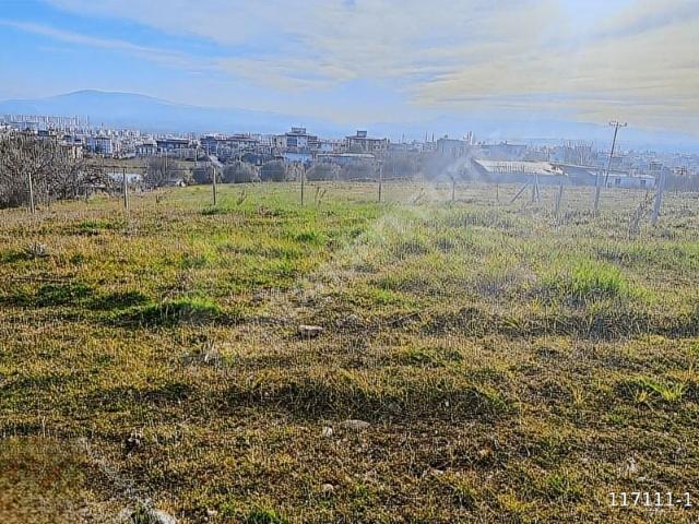AYRANCILAR DA YERLEŞİM YERİNE YAKIN GÜZEL HİSSELİ TARLA