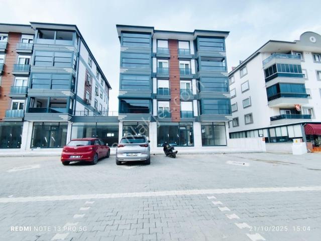 Ayvada'dan Ayvalık Altınovada 5 Katlı Binanın 1 Katı 3+1 Sıfır Lüks Daire