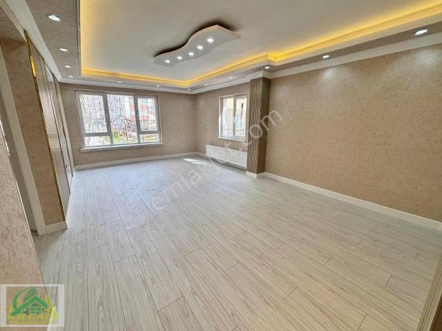 Ayvalı Caddesi Paralelinde 3+1 110m² Lüks Yapıda Fırsat Dairesi!