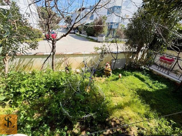 Ayvalık Sarımsaklıda | Plaja 250 M | Eşyalı 1+1 Daire