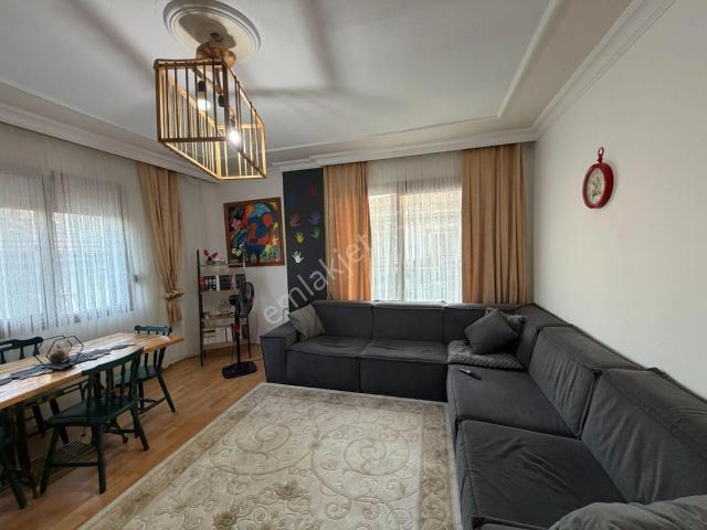 Ayvalık Sarımsaklı Da Satılık Daire.denize Yakın