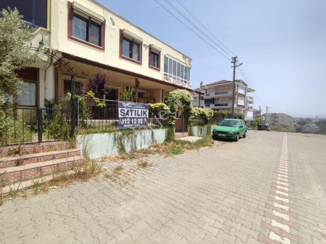 Ayvalık Sarımsaklı Merkezi Konumda Satılık 1+1 Daire