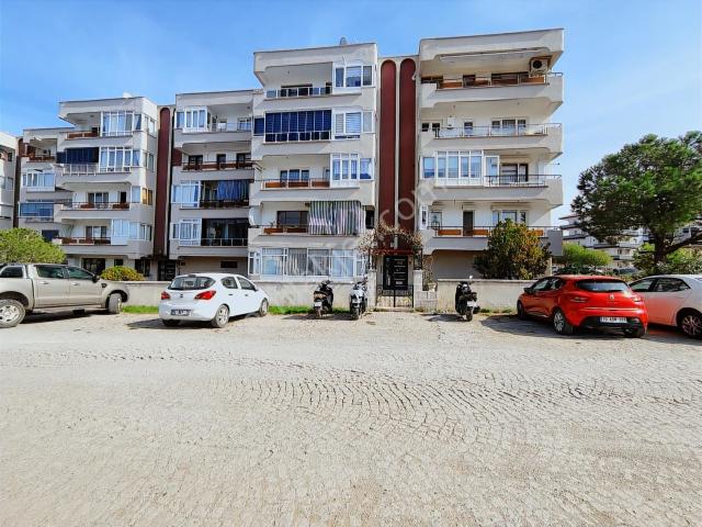 Ayvalık 150 Evler Mahallesi'nde Satılık 3+1 Daire.