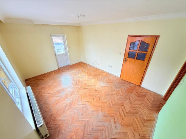 Ayvalı Merkezde 3+1 Geniş 130 M2 Üç Cepheli Satılık Daire