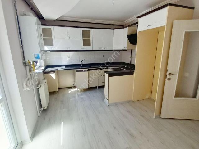 Ayvalı Kardeşlerde E.ş.hastanesien Yürüme Mesafesinde 5+1 Asansörlü Full Yapılı Satılık Dublex