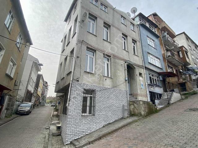Ayvansarayda Sahile Yakın 10 Yılda Amorti Eden Kiracılı Bina