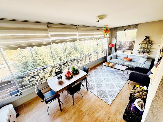 Ayyıldız Mh'de 4+1 Asansörlü Ara Kat Site İçi Geniş Yapılı Daire