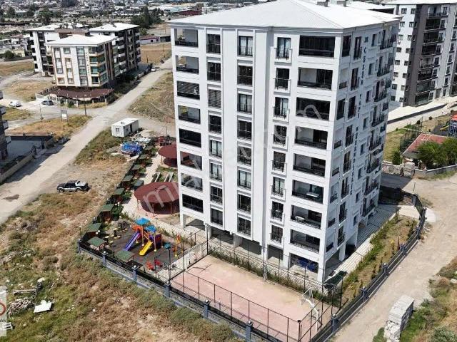 Azad liseler Kampüsü Civarı Satlık 3+1 155m2 Daire