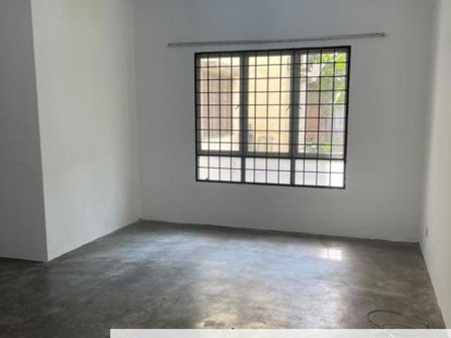 Azalea Court, Bandar Tasik Puteri