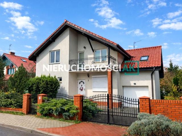 Azaliowa 231 m², Konin