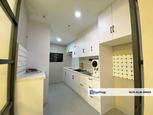 Azaria Apartment